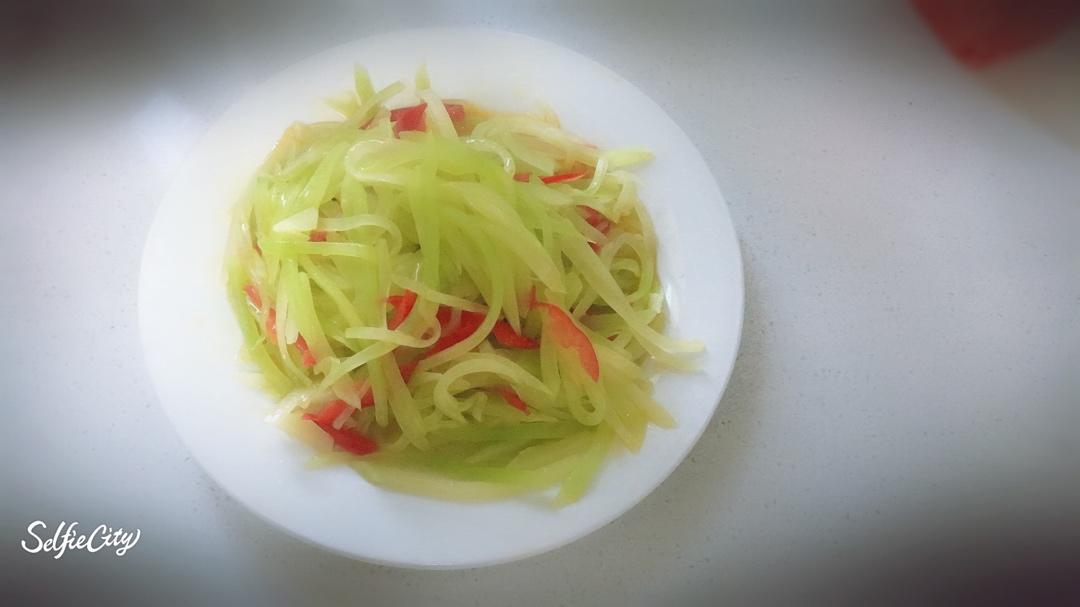 清炒莴笋丝