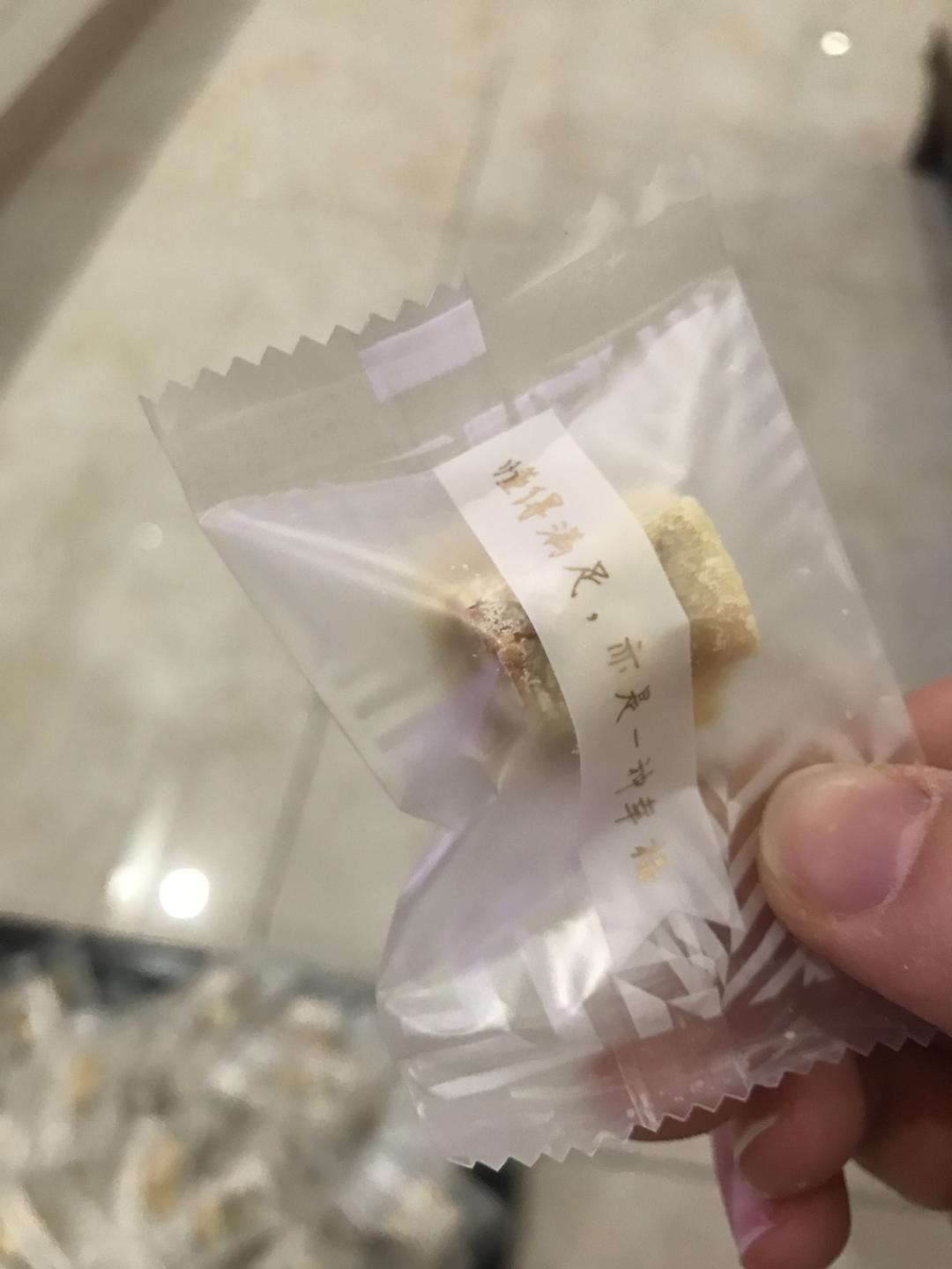 雪花酥之包装袋封口方法的做法
