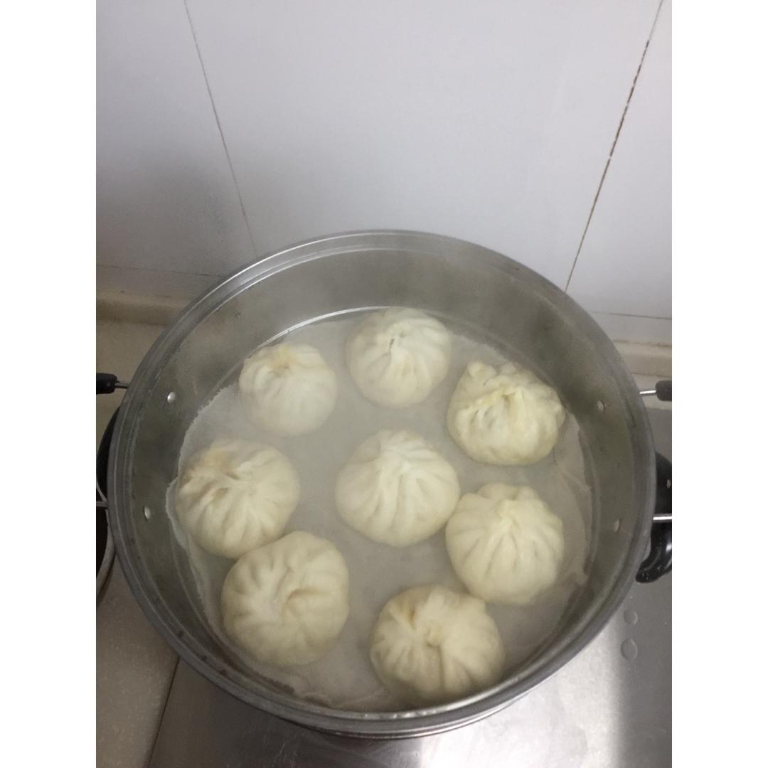 酱肉冬瓜包子Steamed Dumplings Pork & Mellon