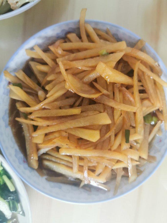 在家也能做出馆子味儿的醋溜/炝炒/酸辣土豆丝（就是那道看似简单，实则步步玄机的土豆丝）