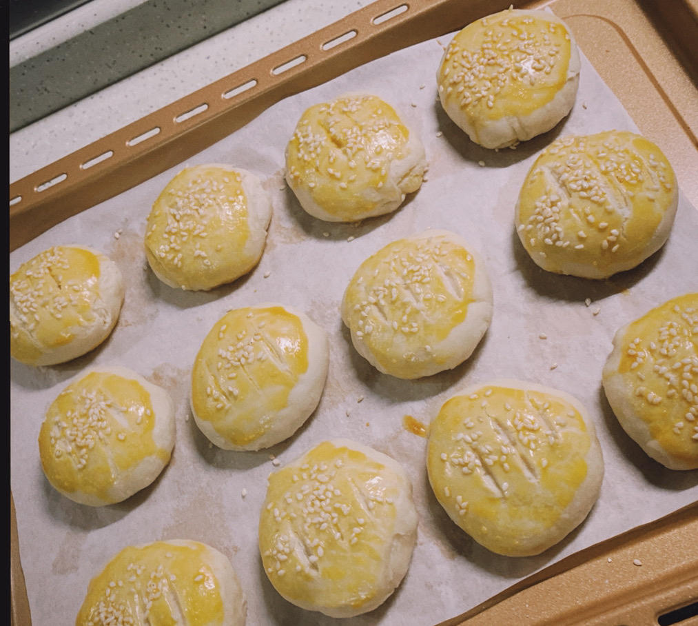 好吃到爆的奶黄酥