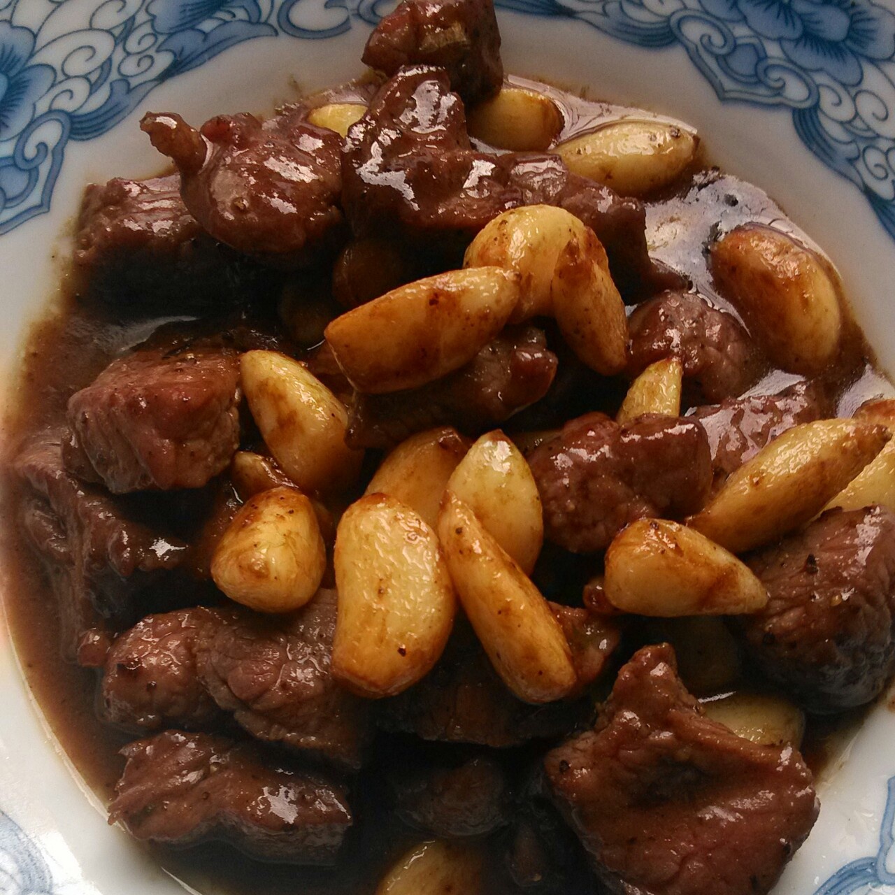 黑蒜子牛肉粒