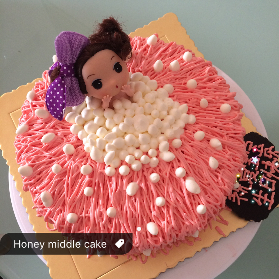 详细步骤制作泡泡浴娃娃蛋糕