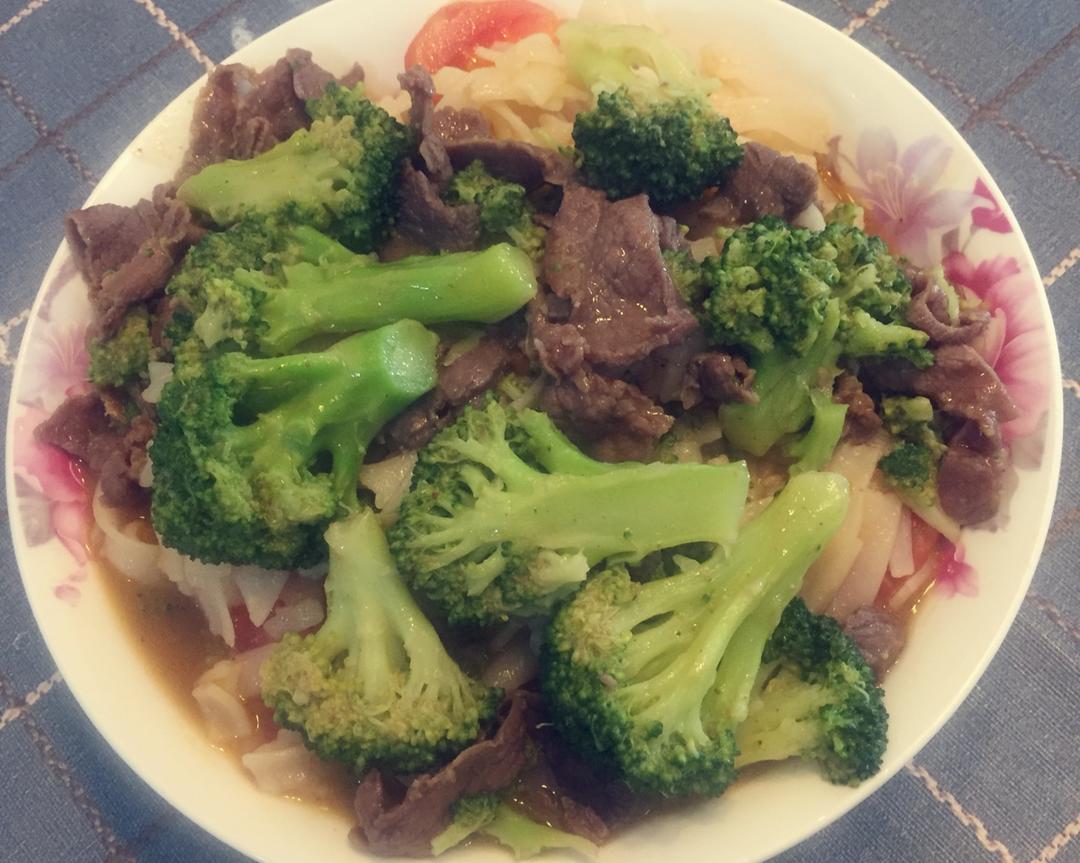 潮汕妈妈的牛肉炒粿条
