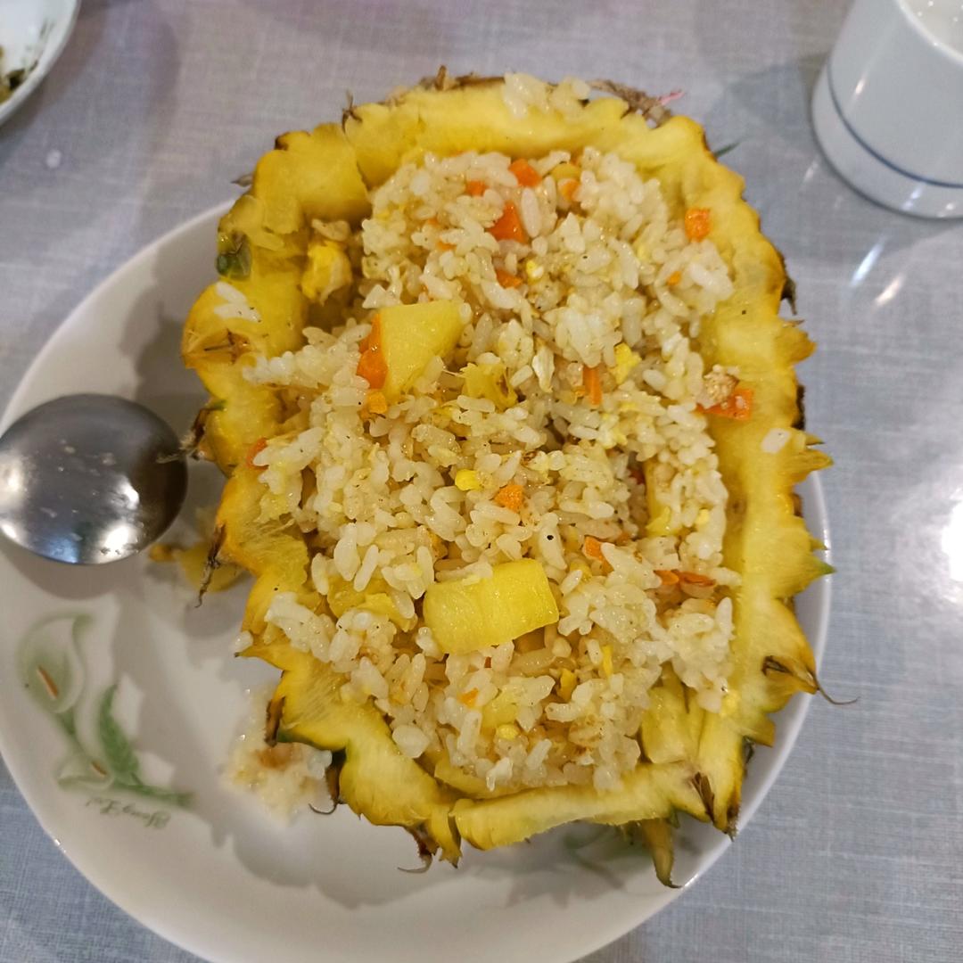 菠萝炒饭
