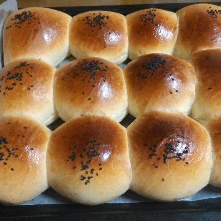 鲜奶油小餐包（一次发酵）