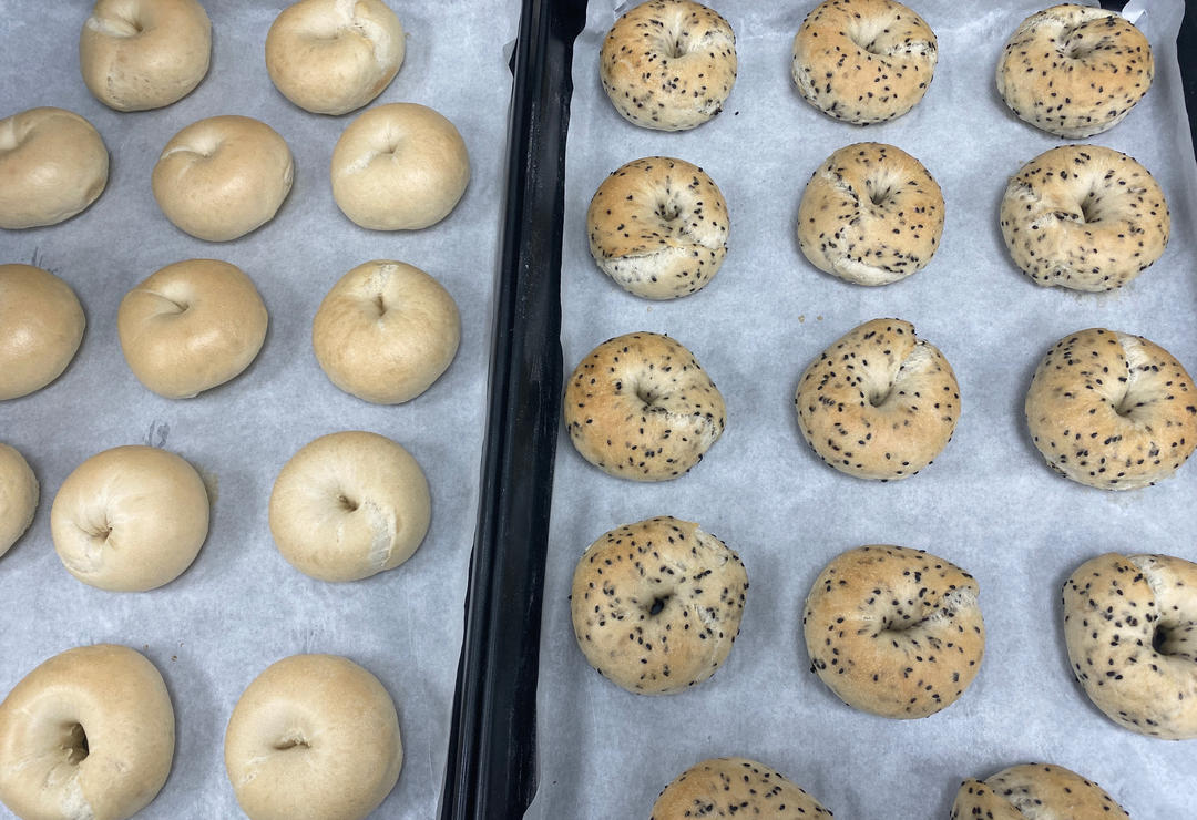 原味贝果🥯/黑芝麻贝果🥯