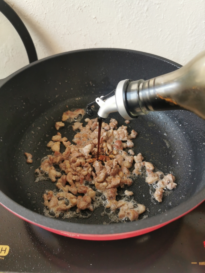 下饭菜~肉沫炒豌豆的做法 步骤5