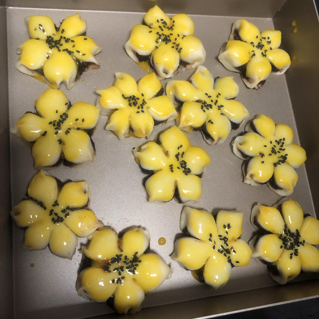 颜色漂亮的桃花酥