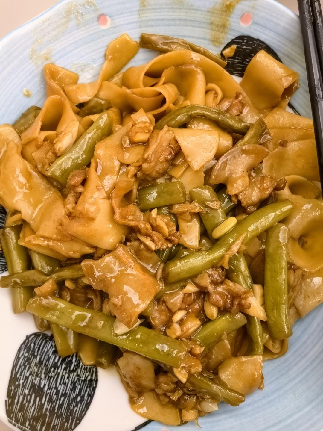 豆角焖面