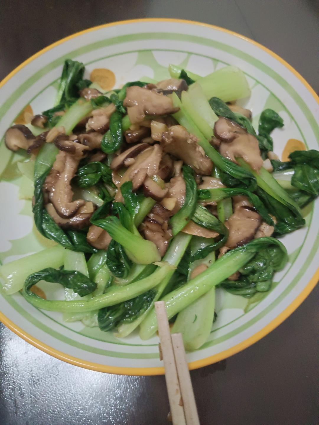 香菇油菜（简单快手）