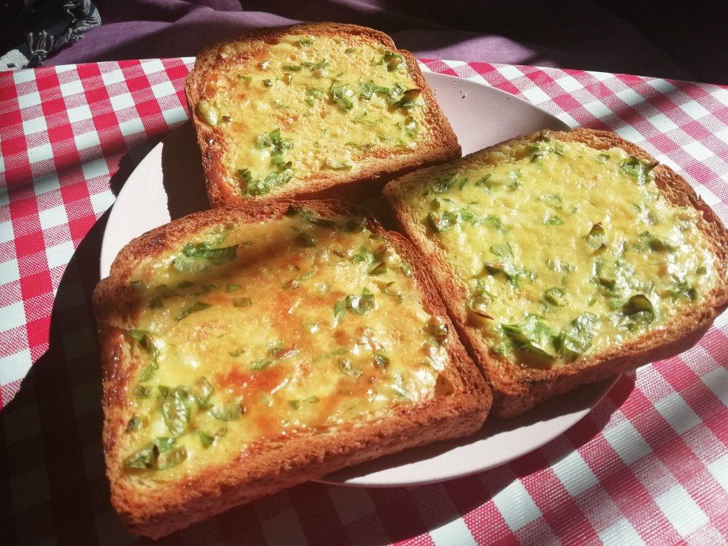 慢早餐-葱香奶油芝士烤面包片 | 有啥做啥