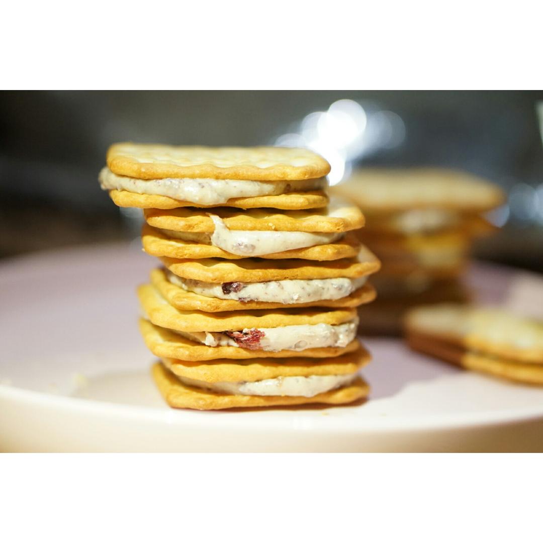 蔓越梅牛轧糖饼干（快手棉花糖苏打饼干版）