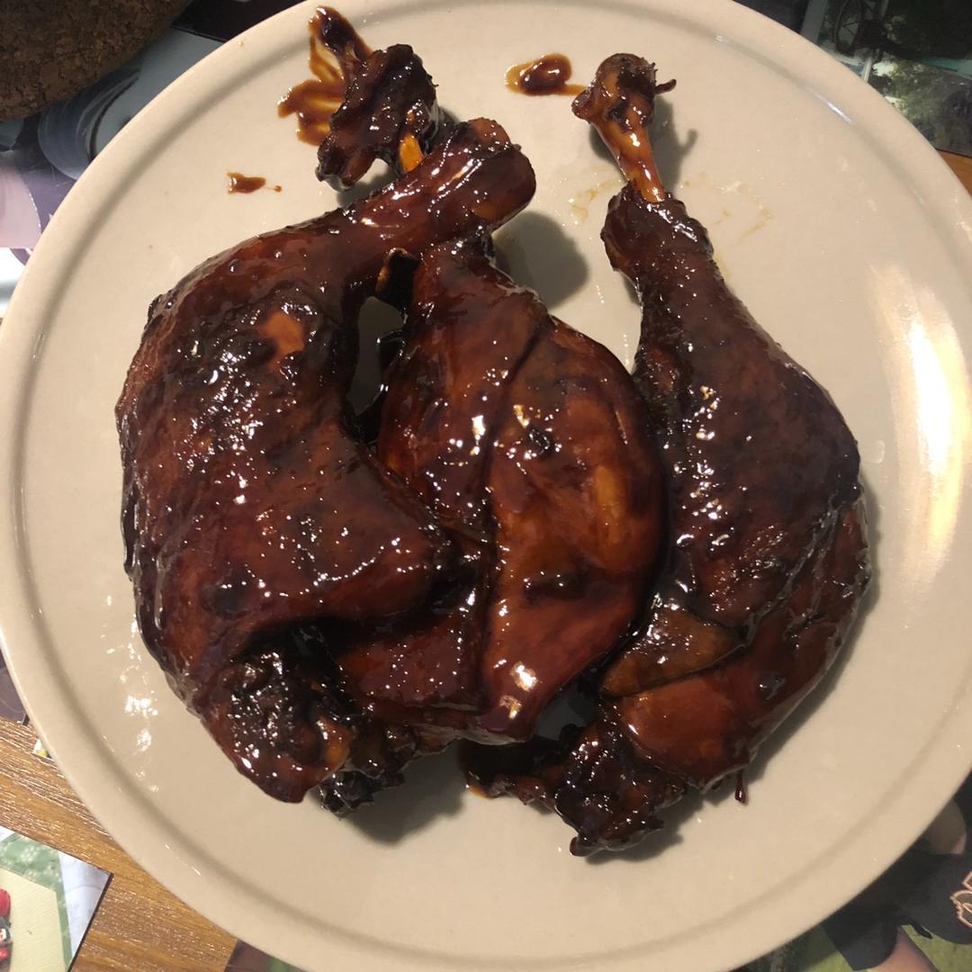 让你好吃难忘的～～酱香鸭腿