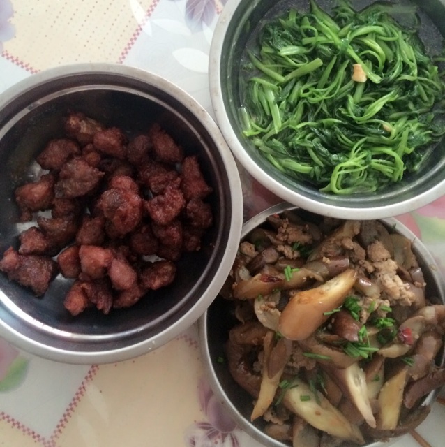 爱心早餐。