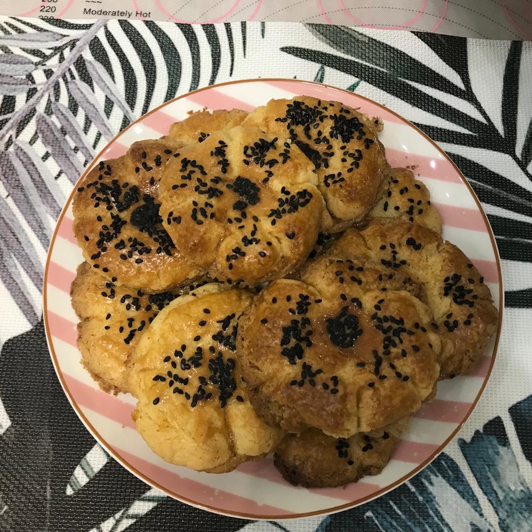 轻轻一按就碎掉的原味桃酥（不输猪油版）