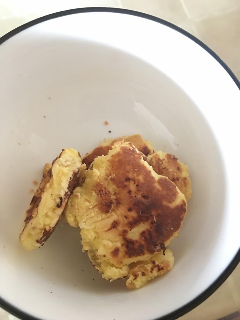 极简派婴儿米粉鸡蛋饼