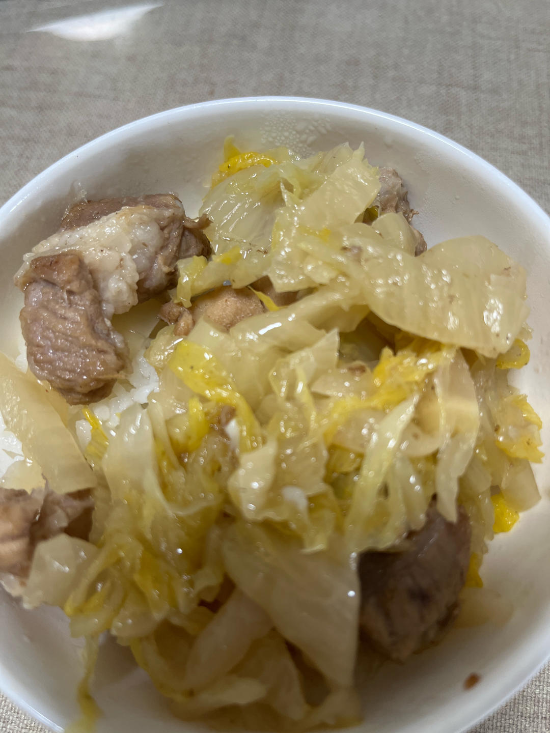 东北酸菜炖排骨