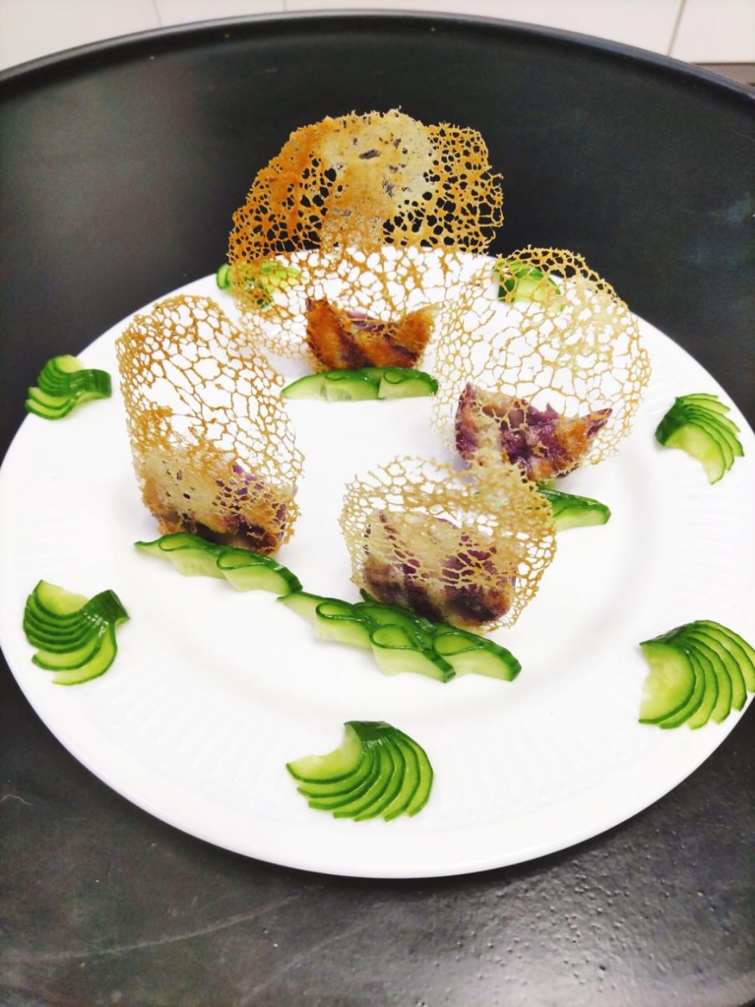冰花蕾丝煎饺