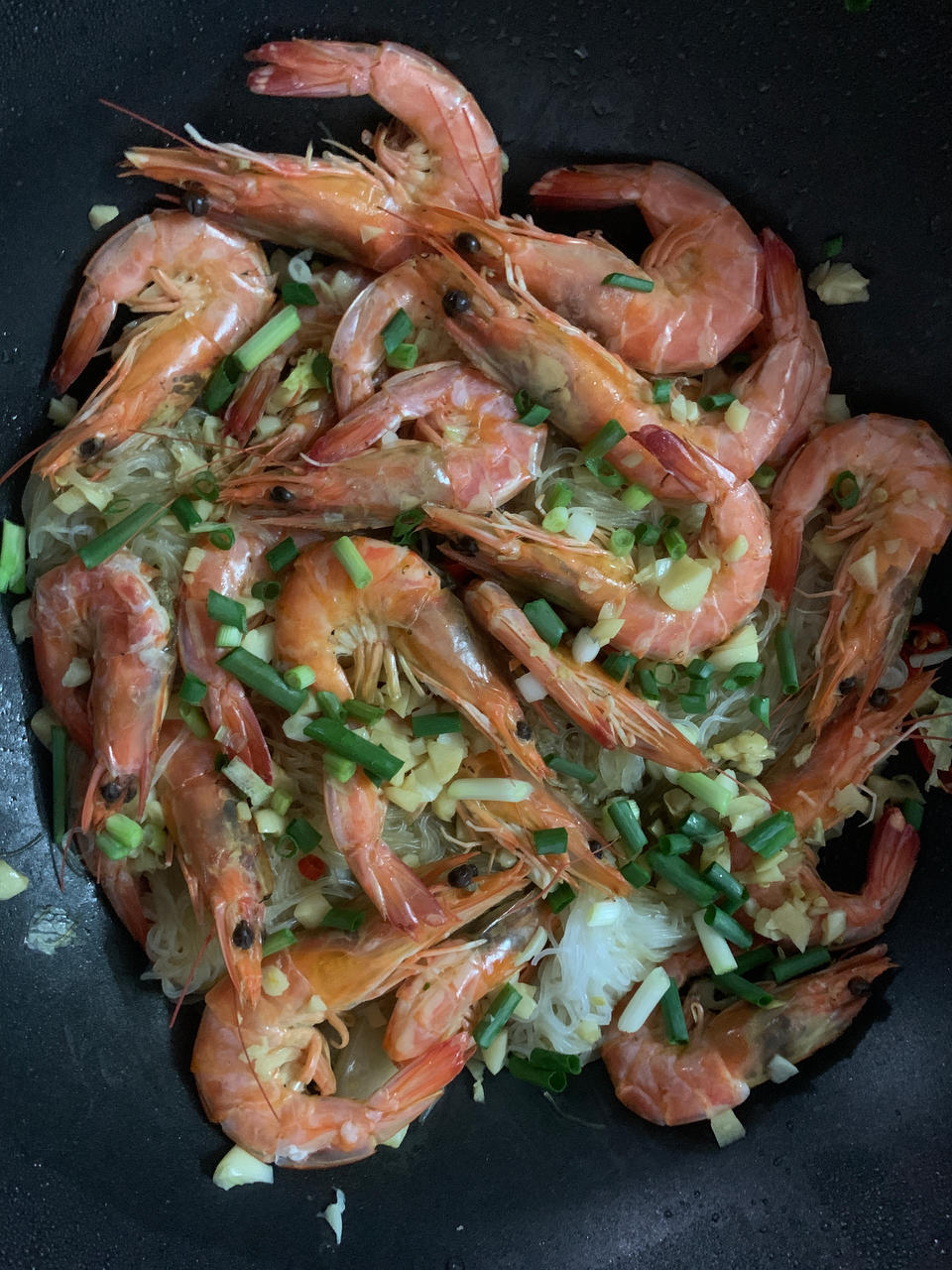 蒜蓉粉丝虾煲