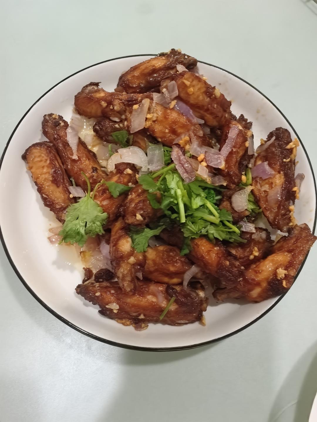 蒜香鸡翅｜孩子们的最爱