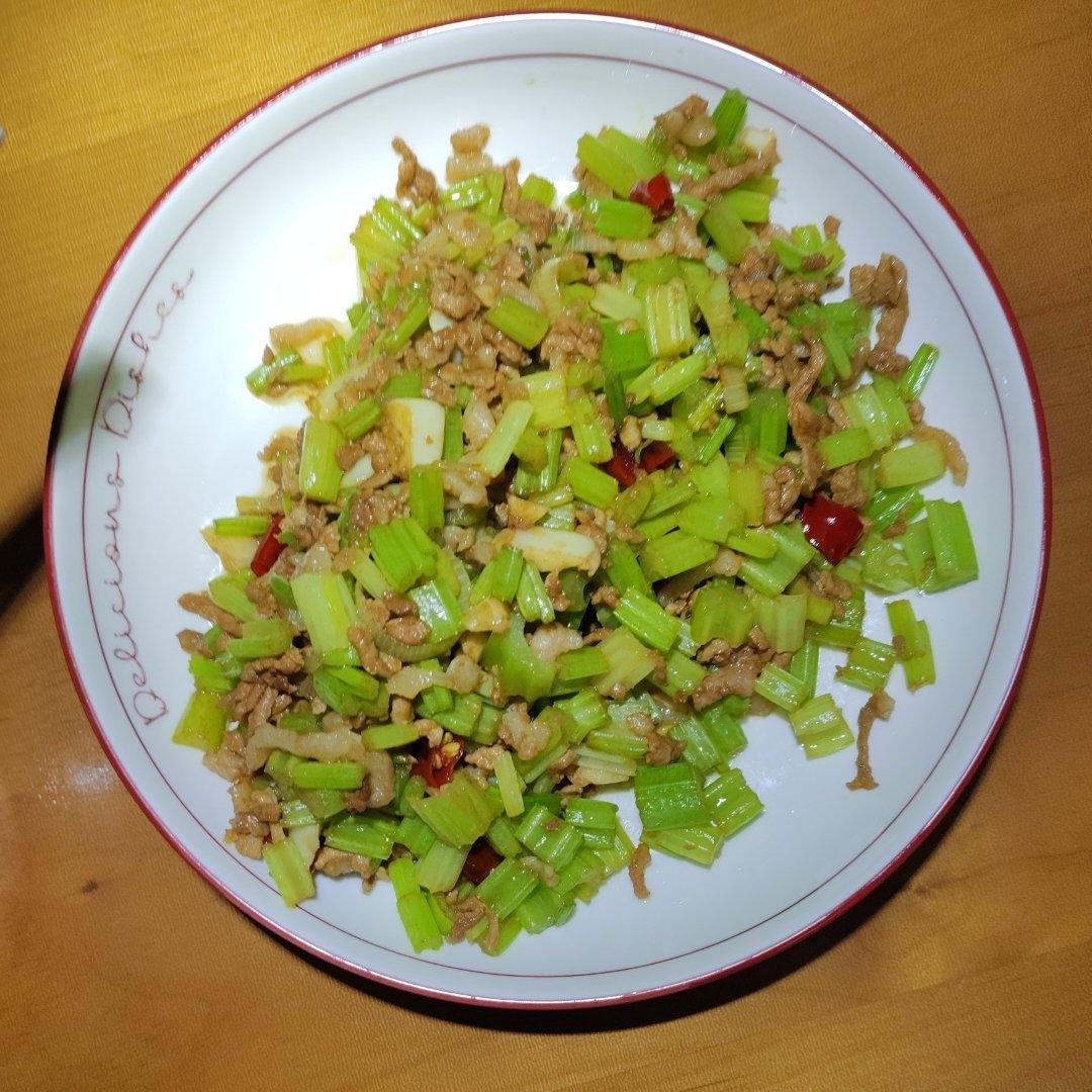 下饭菜：肉末芹菜
