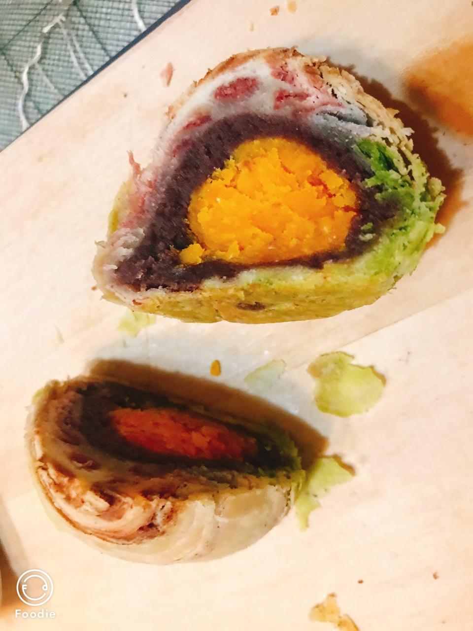 自用蛋黄酥中的蛋黄心