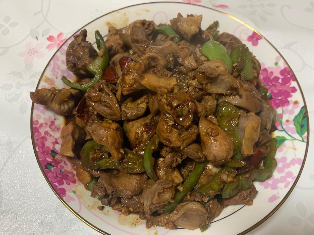 爆炒香辣鸡杂