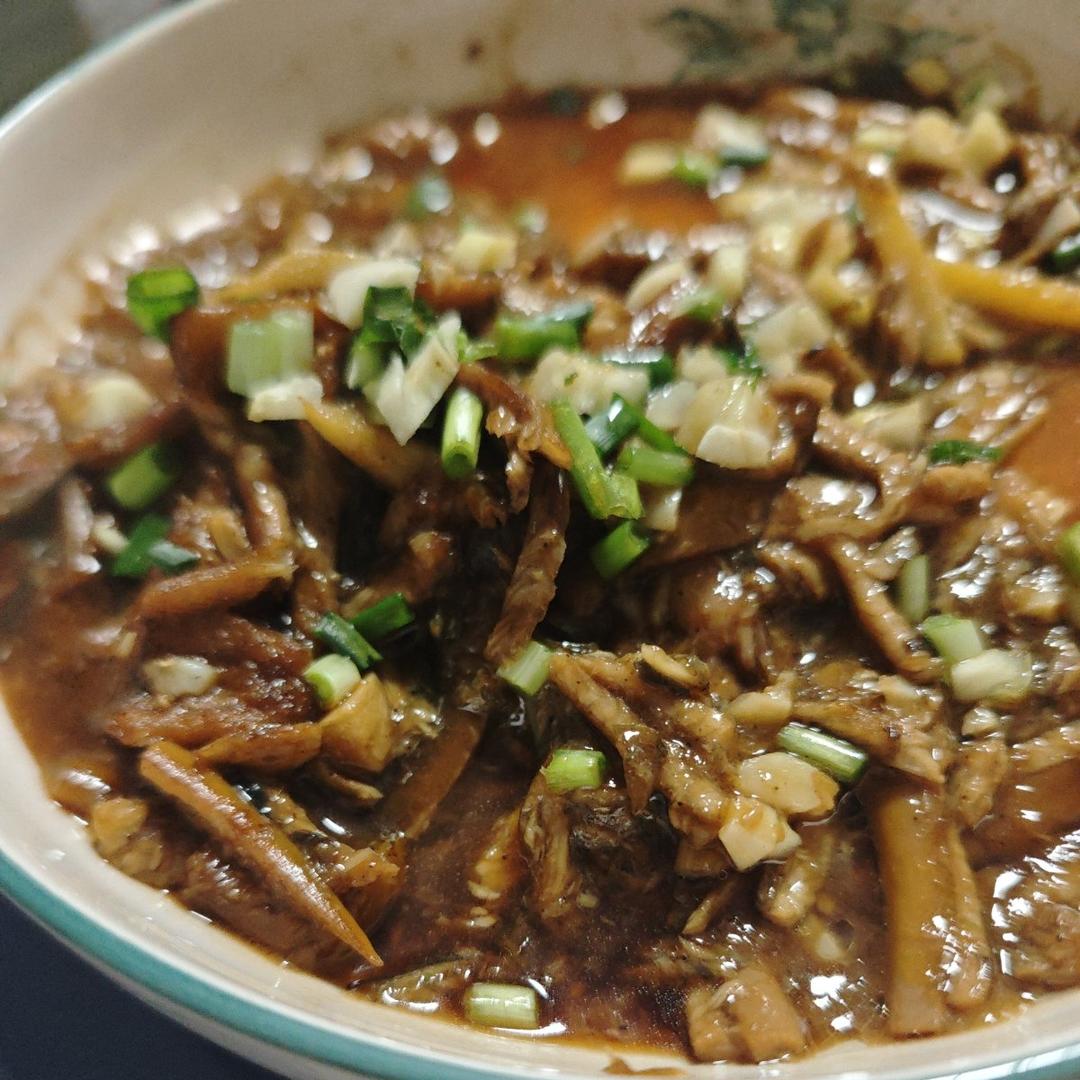 响油鳝丝