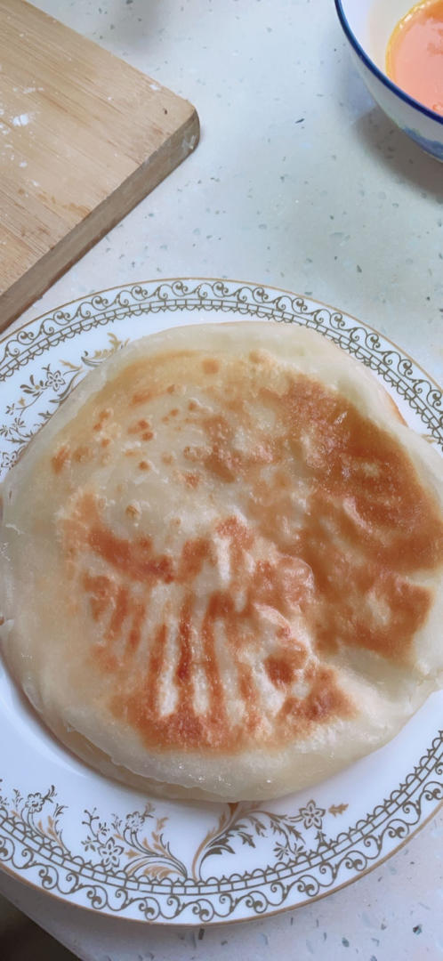 烙饼不硬的小窍门 掌握了你也能看出柔软多层凉了不硬的小油饼