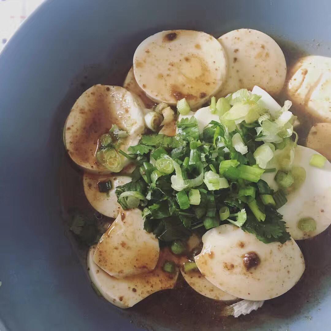 香菜小葱拌豆腐
