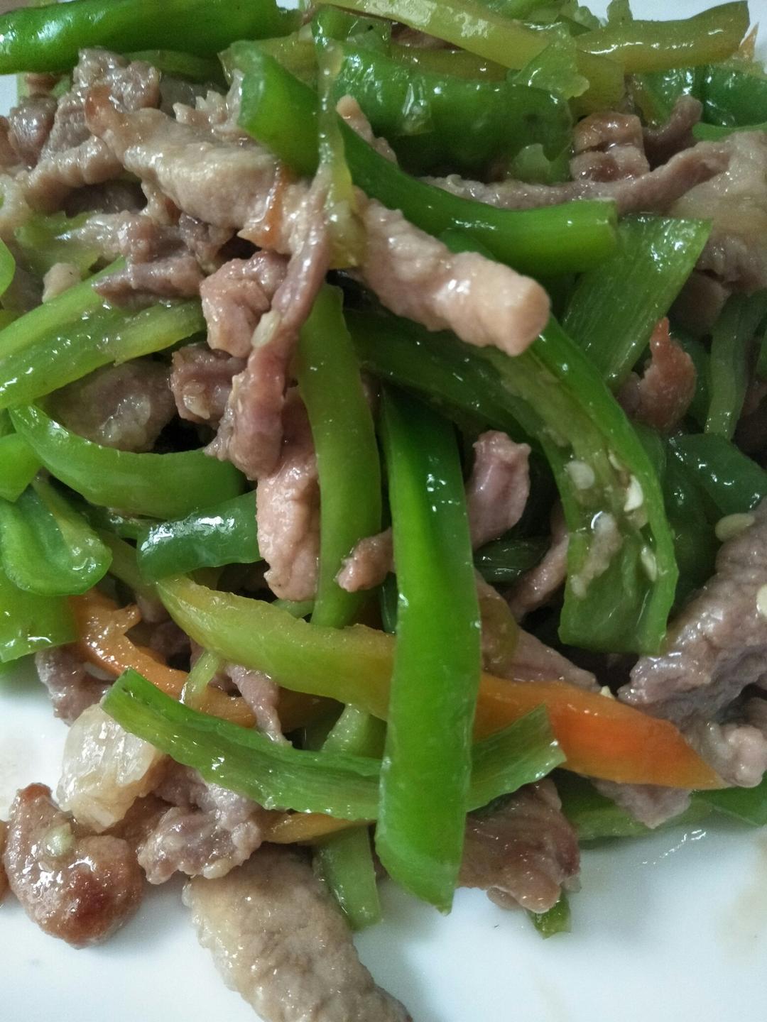 小刘便当做的青椒炒肉丝