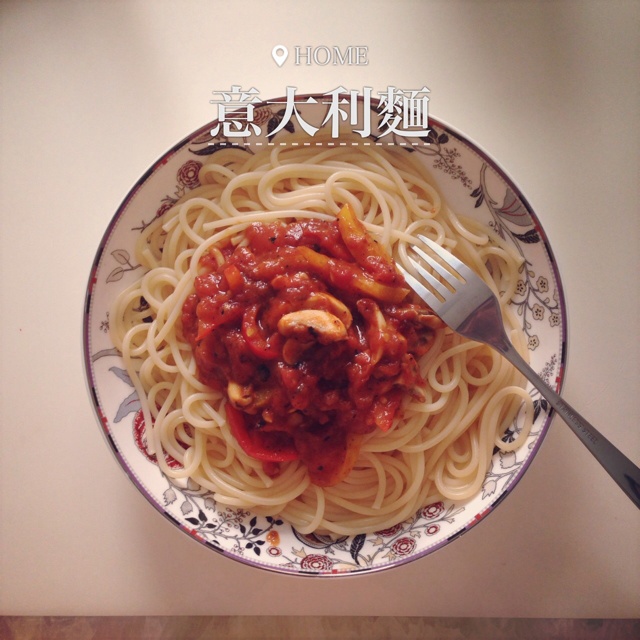 番茄口蘑意面
