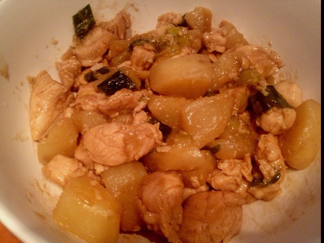 土豆炖鸡块