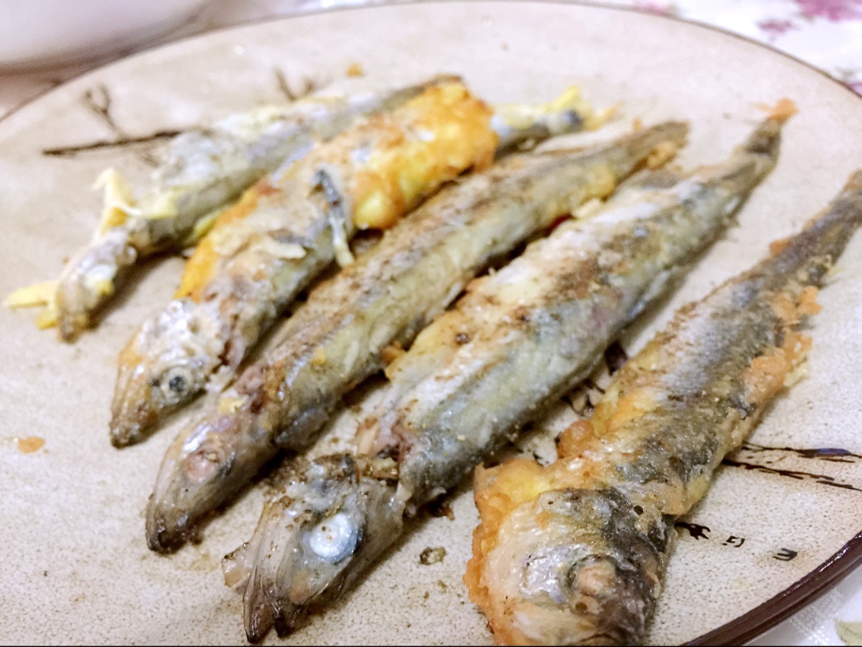 香煎椒盐多春鱼