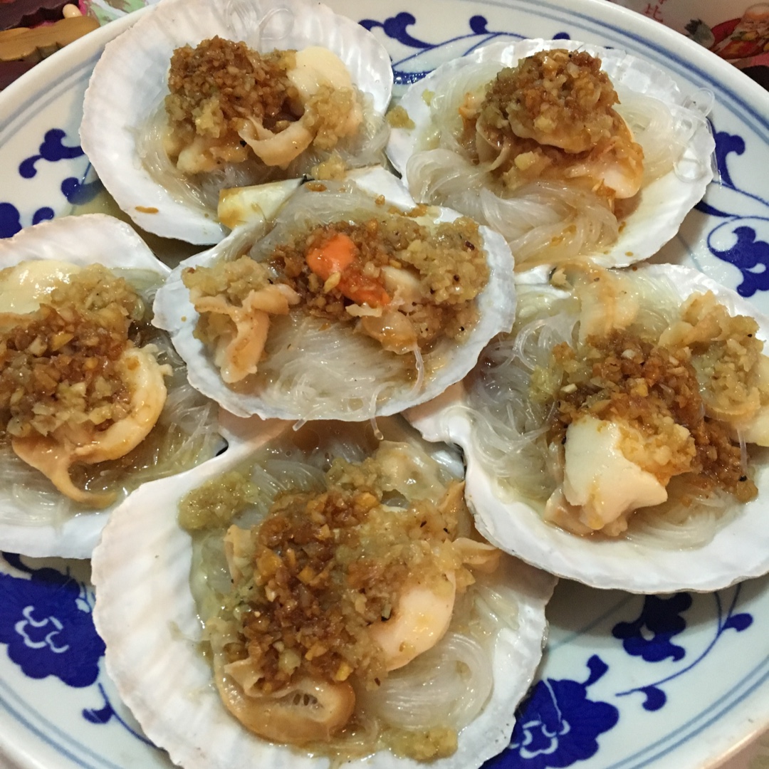 蒜蓉粉丝蒸扇贝