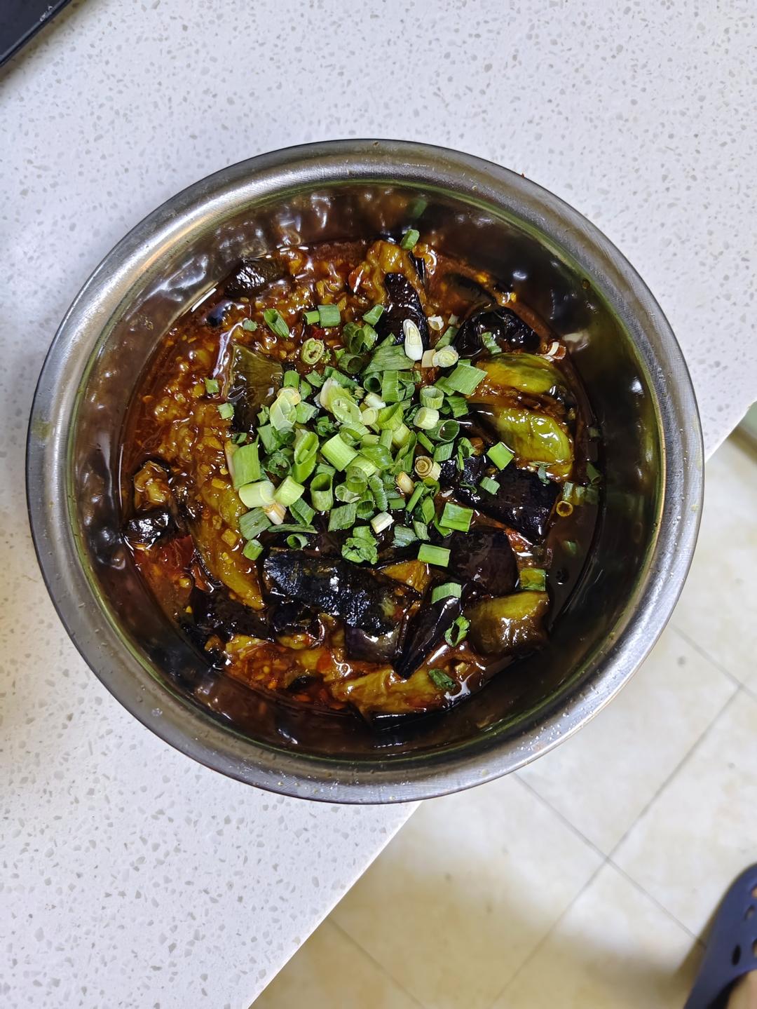 开胃下饭菜！巨简单的家常鱼香茄子煲