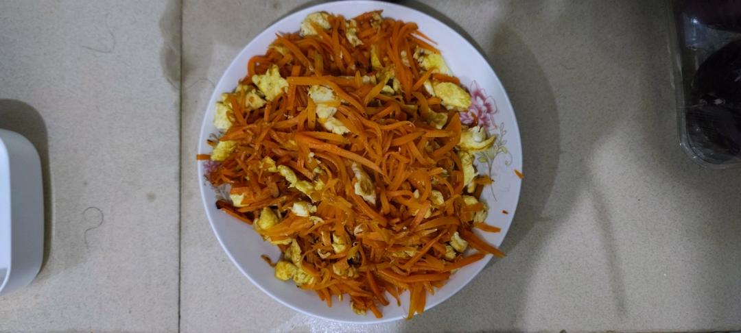 胡萝卜炒鸡蛋