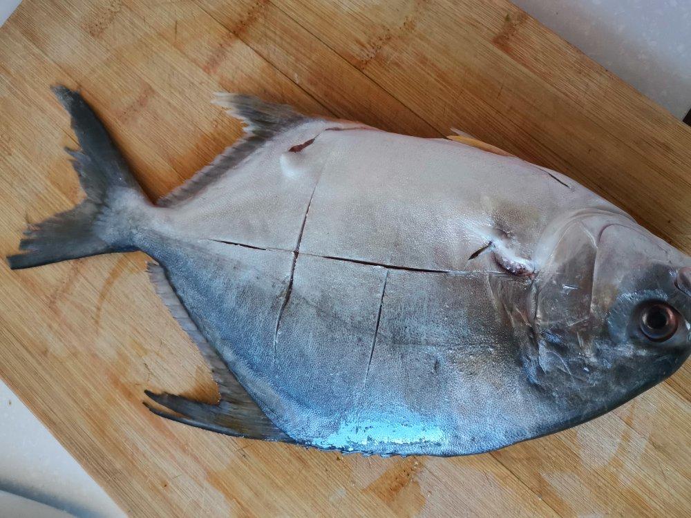 空气炸锅版烤鲳鱼