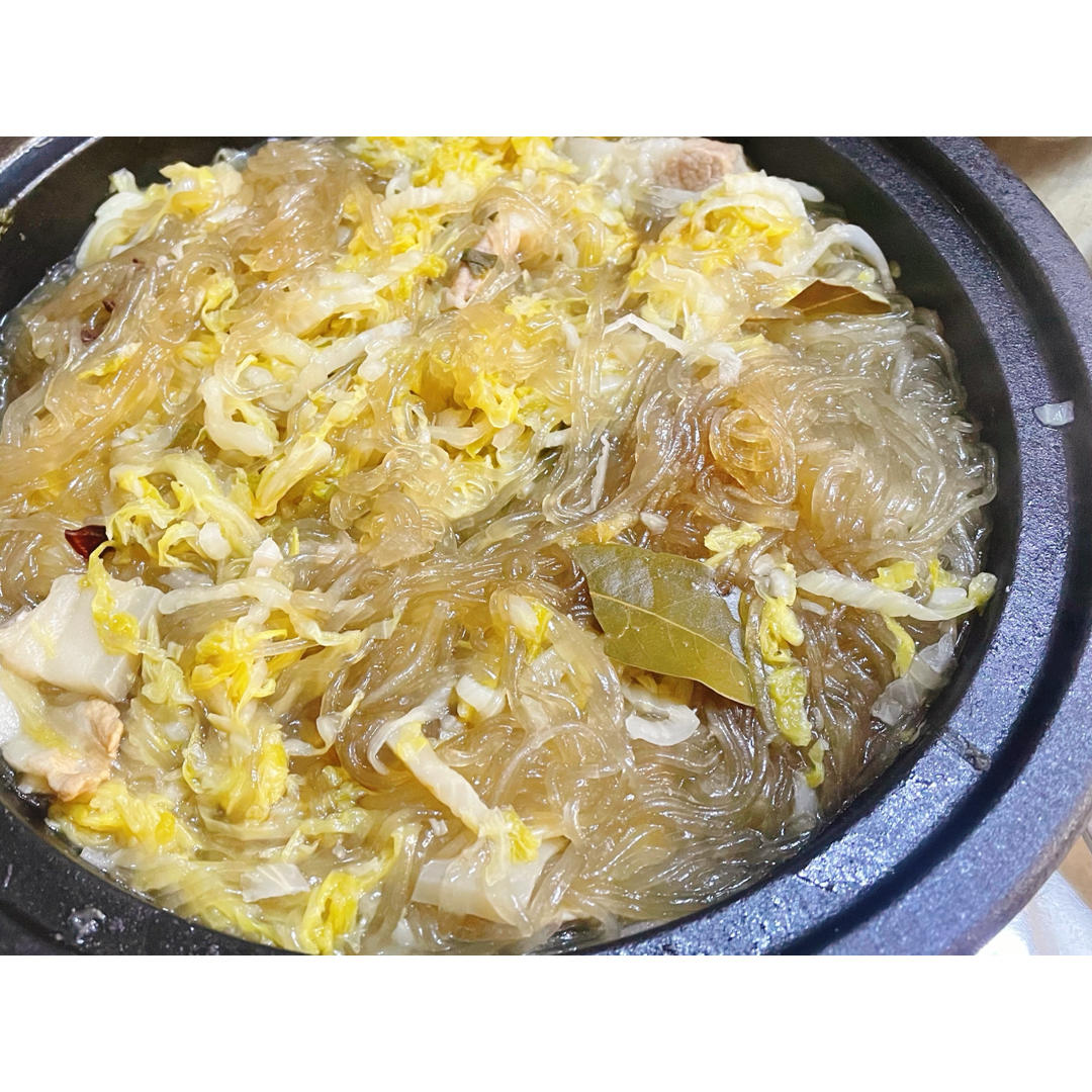舵舵舵做的东北酸菜猪肉炖粉条