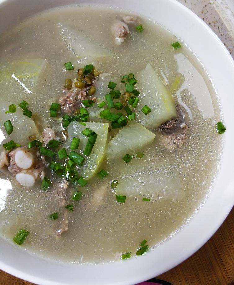 清热绿豆冬瓜排骨汤