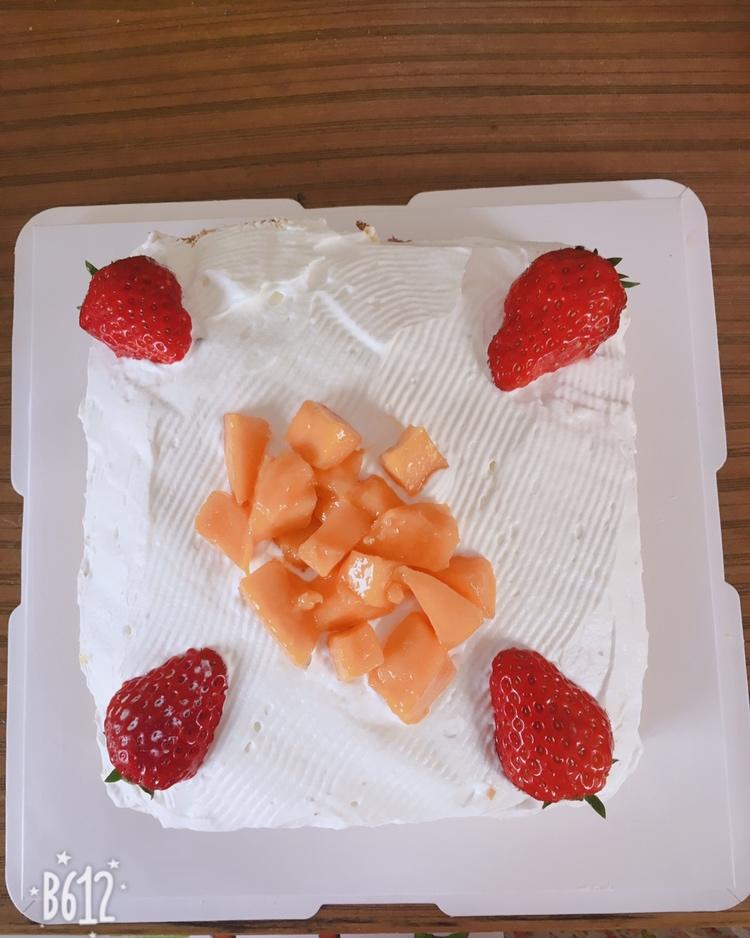 方形水果夹层蛋糕