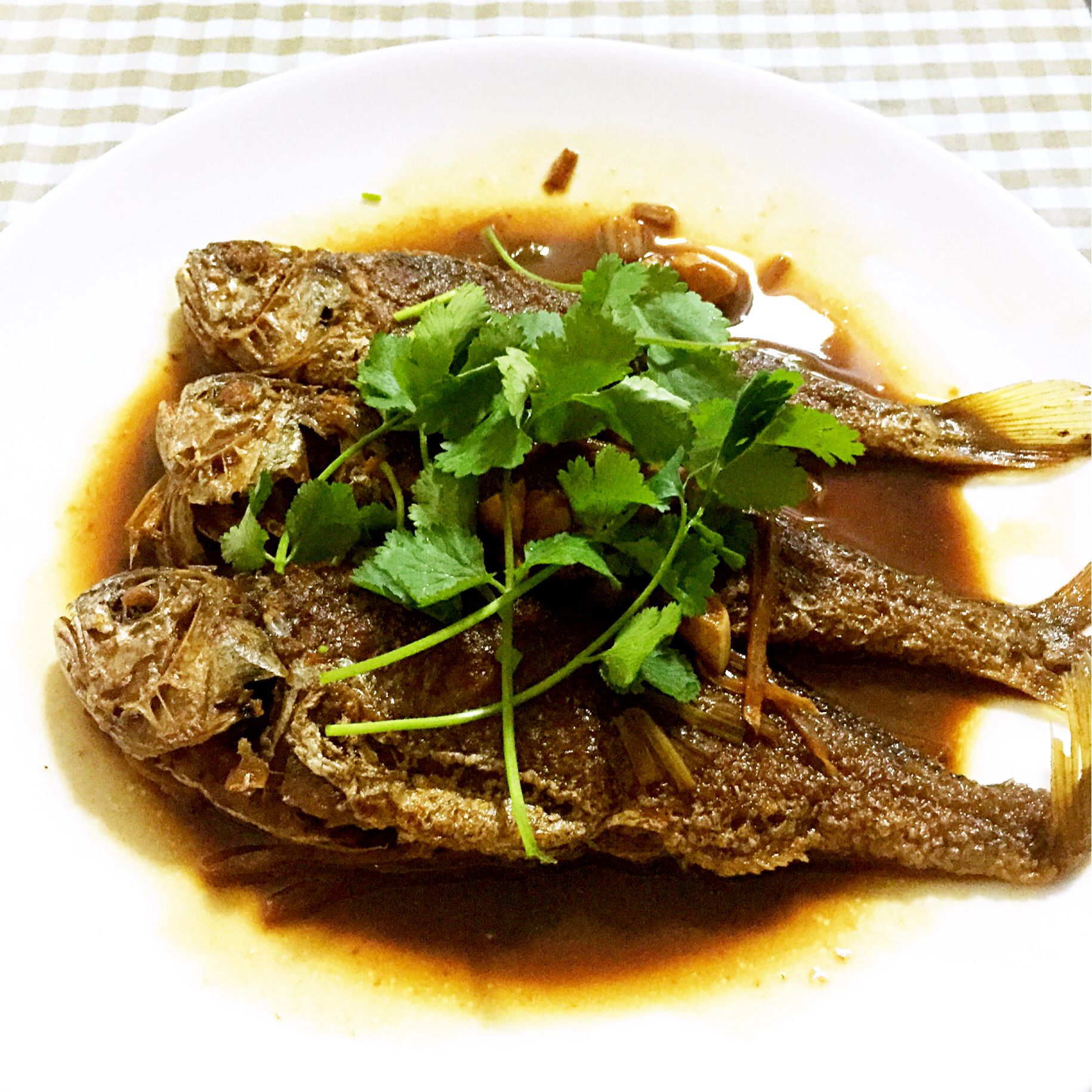 家常烧黄鱼 Yellow sea fish
