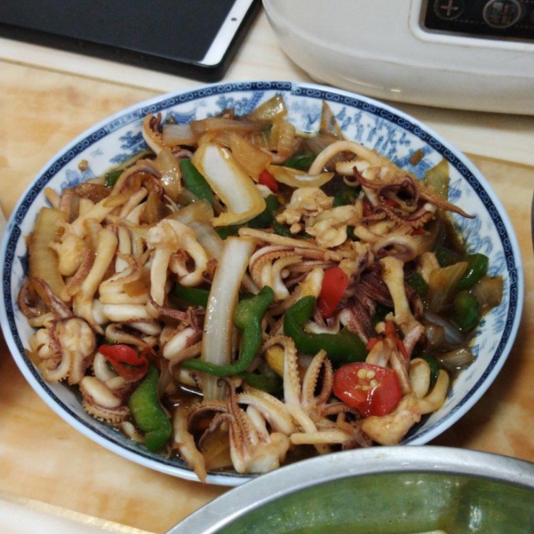 爆炒鱿鱼