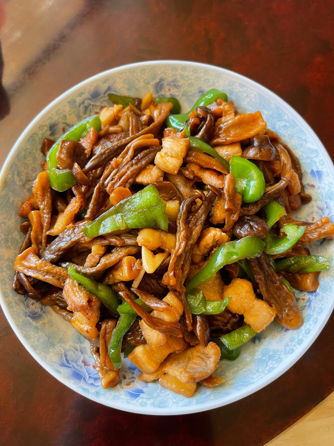 超好吃的快手菜爆炒鹿茸菇，搭配肉丝青椒超下饭