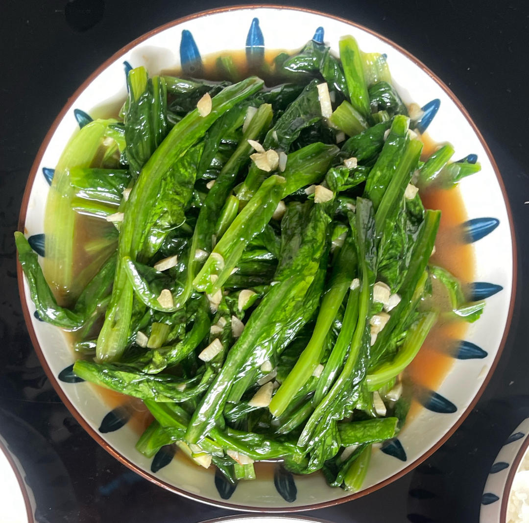 蒜蓉耗油清炒油麦菜，减脂快手菜，宝宝超爱，傻瓜步骤，屡试不爽，好吃且下饭，鲜香爽口！！