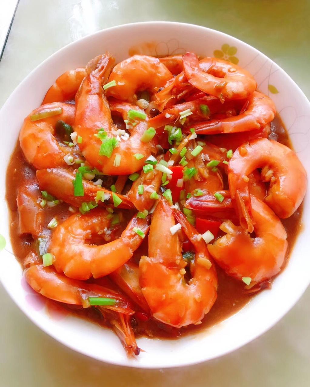 非黑即白33做的红烧虾(差不离版)