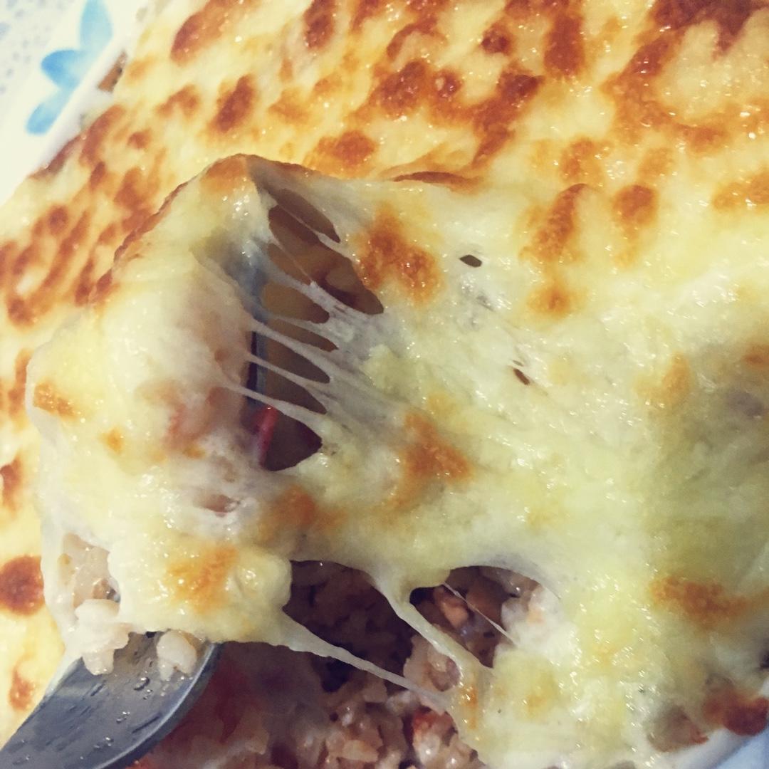 海鲜焗饭 Seafood Fried Rice with Cheesy Topping