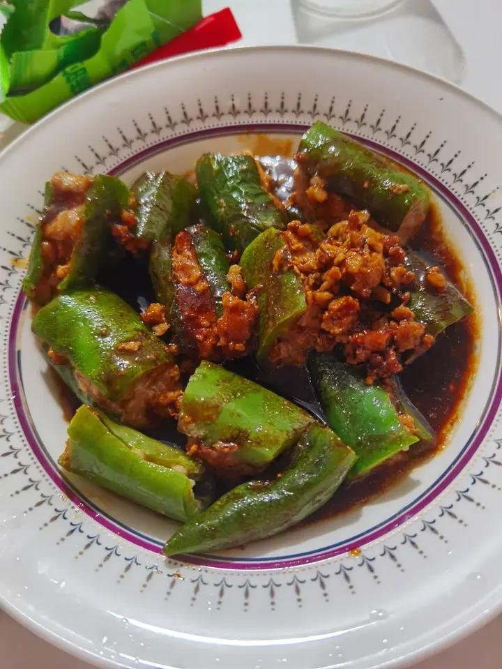 一口一个超过瘾——青椒酿肉