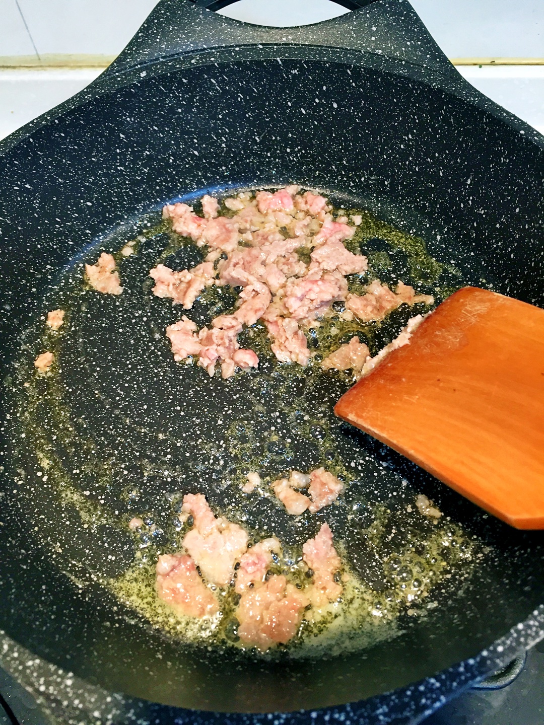 快手茄汁肉酱意面的做法 步骤3